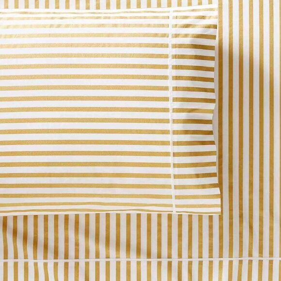 GUC - PB Teen Complete Bedding Set, 2 pairs of sheets, 4 shams - Full Size - Picture 4 of 11